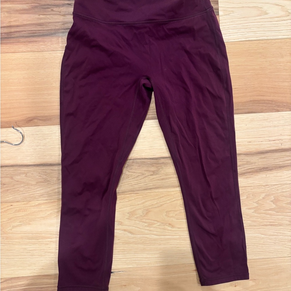 Fabletics Women’s Cropped Leggings